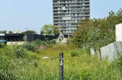 Lote 06 e 07 frente av. das américas fundos rua sandro moreira