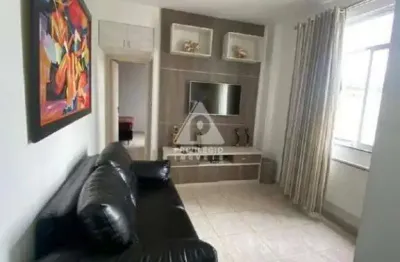 Quarto e sala na cruz vermelha - mobiliado e com 1 vaga