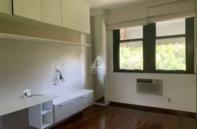 Lindo apartamento 3 quartos à venda com 120m2 na rua do metrô