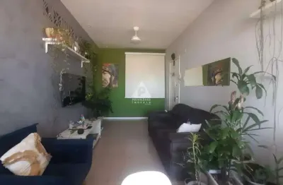 Apartamento no centro para vender na rua do santana próximo a presidente vargas andar alto vista livre.
