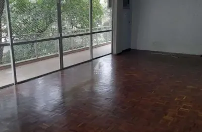 Vendo excelente apartamento. 126 m². 3 quartos (1 suite), varandão, dependência completa, 2 vagas, 1 por andar a 5 min do metrô são francisco xavier.