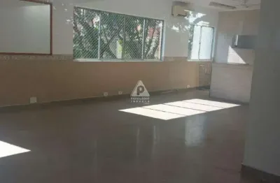 Apartamento 2 quartos, em excelente localização, no condominio tijolinho