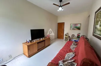 Apartamento de 3 quartos com vaga colado na saens pena