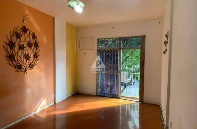 Apartamento 2 quartos, sala, varanda, 85 m2, dependências, portaria 24 hs, 2 elevadores, no grajaú