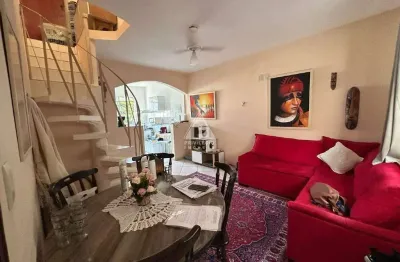 Casa Triplex à venda , 3 quartos , suíte, vaga, Rua Uruguai -Tijuca