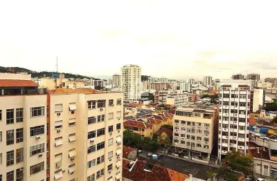 Apartamento a venda de 2 quartos, varanda, vaga, tijuca