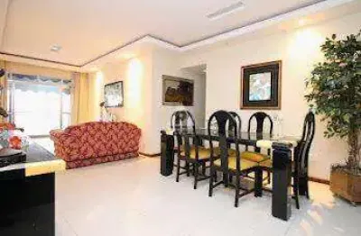 Apartamento a venda proximo ao shopping tijuca,varanda, 3 quartos com 2 suites e 1 vaga