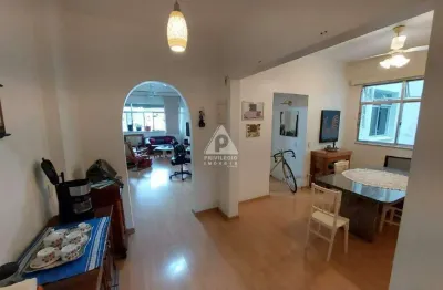 Apartamento 3 quartos, vaga escriturada e portaria 24 horas colado na saens pena.