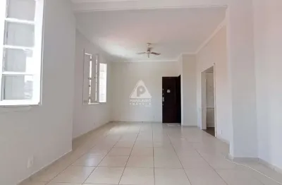 Refúgio Urbano: Espaço, Vista Livre e Tranquilidade no Rio Comprido