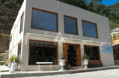 Imperdível prédio comercial com terreno no centro de itaipava - petrópolis