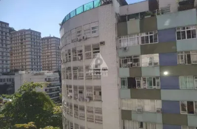 Excelente apartamento 2 quartos, sendo uma suíte e com 2 vagas de garagem na escritura