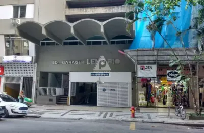 Oportunidade vaga de garagem a venda no leme próximo a praia