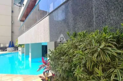 Ótimo apartamento de 2 suítes, varanda, 2 vagas de garagem, infraestrutura completa, portaria 24hrs, em transversal cobiçada em copacabana