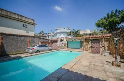 Casa com 8 quartos à venda na Rua Estrela do Sul, --, Curicica, Rio de Janeiro
