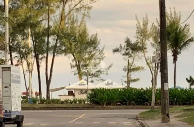 Apartamento 50m da praia, vista mar e vizinhaça tranquila no recreio!