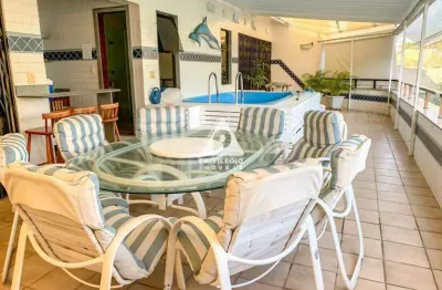 Cobertura linear 4 quartos sendo 2 suítes quadra da praia jardim oceânico