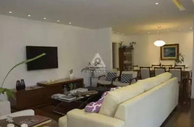 Freguesia: apto 239m² c/ 5 quartos, lazer completo e varandão gourmet!