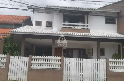 Casa em condomínio 223 m² 3 quartos, 3 suítes, 2 vagas - recreio dos bandeirantes - rio de janeiro