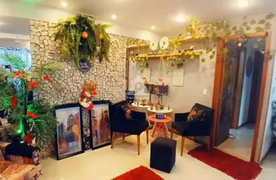 Barra bonita: apto 2 quartos (1 suíte) 'porteira fechada' c/ vista pedra da gávea!