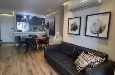 Apartamento - 03 quartos - 01 suíte - 84m² - 01 vaga - barra familly