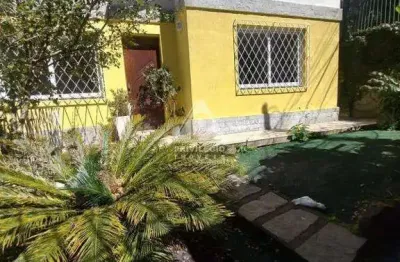 Casa 4 quartos sendo 3 suites com campo futebol e terreno com 1.080 m² - valparaíso - petrópolis/rj