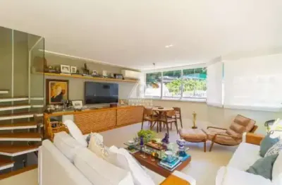 Cobertura triplex, 3 quartos, 3 suítes, 2 vagas, reformada, leblon, rio de janeiro, rj