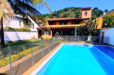 Casa em condomínio - jacarepaguá - 4 quartos, sendo 1 suíte, área gourmet, piscina