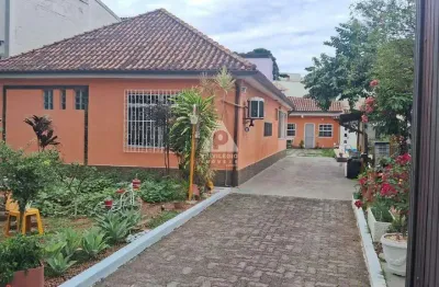 Excelente casa linear - para fins comerciais ou residenciais - 276m² area cosntruída - 600 m² de terreno - anil