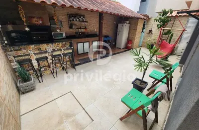 Casa para venda, 153 m2 - em campo grande - maravilhosa casa de 3 quartos com painel solar e área gourmet coberta .