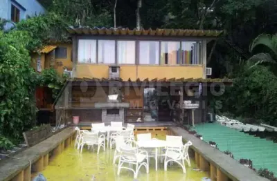 Casa, 4 quartos, suíte, vaga, piscina, jardim botânico.