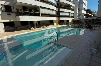 Apartamento (cobertura linear) 3 quartos com suítes 3 vagas e varanda no recreio dos bandeirantes