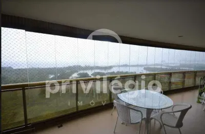 Apartamento no Edifício Itaúna Gold- com 4 Quartos, sendo 4 suítes, 4 vagas de garagem - Barra da Tijuca