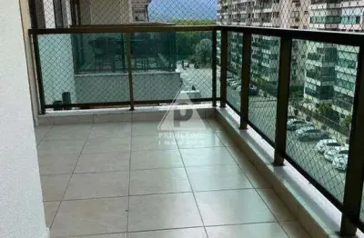 Apartamento de 3 quartos sendo 1 suíte no pontal oceânico , sol da manhã.