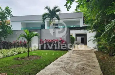 Casa no condomínio santa helena - 5 suítes, sáuna, churrasqueira, piscina, 4 vagas de garagem, barra da tijuca