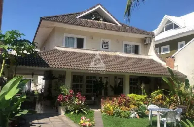 Casa em condomínio - 5 quartos , sendo 2 suítes - interlagos de itaúna - barra da tijuca