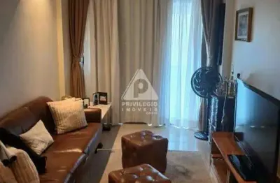 Apartamento de 3 quartos com suíte e com 2 vagas na escritura em botafogo