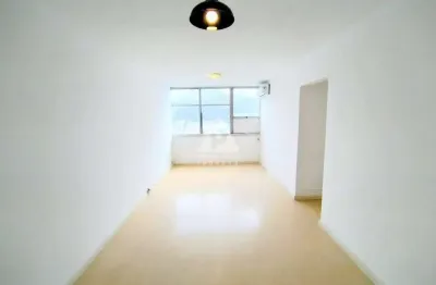 Oportunidade em botafogo: apartamento 3 quartos com 1 vaga e infraestrutura completa e vista à cristo e baia de guanabara