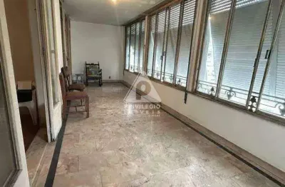 Copacabana posto 2!! apartamento com 233m² sendo 4 quartos e 1 vaga na escritura!! vista totalmente livre!!