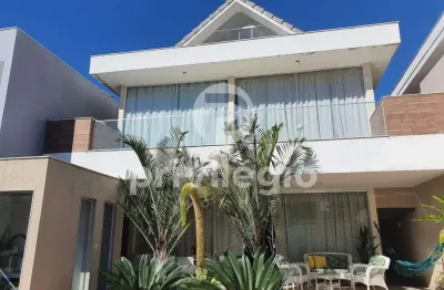 Triplex no condomínio art life - 5 quartos, sendo 4 suítes, piscina, 2 vagas de garagem - recreio dos bandeirantes