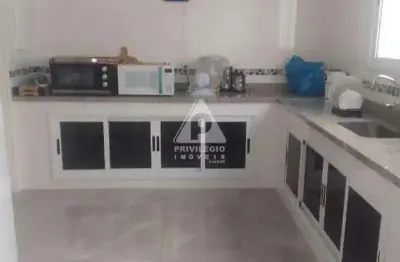 Casa em condomínio na barra da tijuca – 5 quartos, lazer completo e financiamento