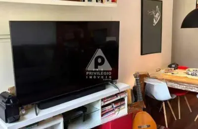 Apartamento à venda 1 quarto e 1 varanda 1 vaga e infra completa humaitá - rio de janeiro/rj