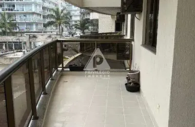Lindo apartamento à venda no condomínio life residencial! 2 quartos ,1 suite com 72m² e varandão com estrutura de clube