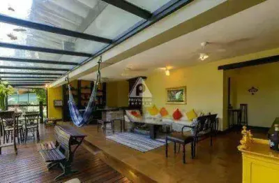 Casa em condomínio frente em são conrado (rj) - 4 quartos, 3 vagas, mobiliada