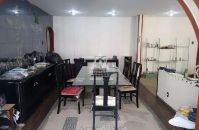 Sala 3 quartos na quadra da praia com vaga escriturada com 204m² iptu