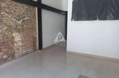 Vendo Prédio Comercial – Rua Camerino – 488m² – Loja de Frente + Sobrado