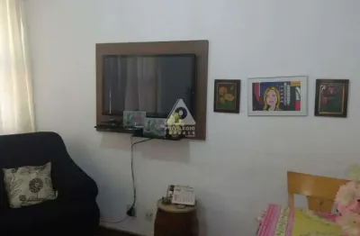 Sala 2 quartos com vaga de garagem silencioso próximo a praia!!