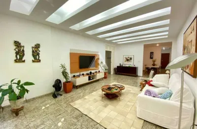 Oportunidade! 3 quartos com vaga, 161m, rua nobre à venda em copacabana
