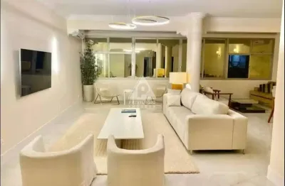 Salão, 4 quartos, vaga de garagem escriturada, imóvel reformado!!