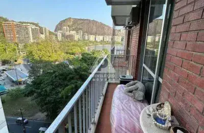 Apartamento 2 quartos, varanda, 100 mts, vista para o verde e lagoa, na lagoa.