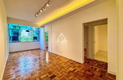 Apartamento reformado à venda em copacabana, rua nobre, 3 quartos, suíte e vaga de garagem - posto 3